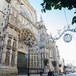 Casa Real, Oasis Sin Ruido En Triana