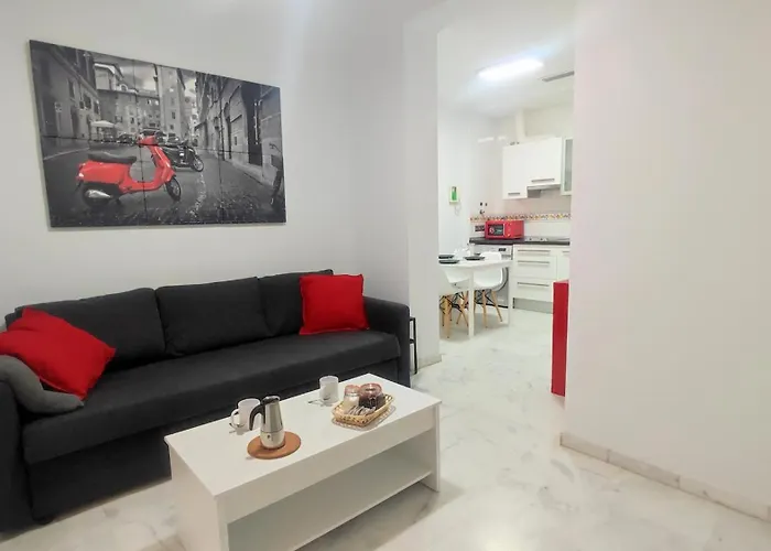 Casa Real, Oasis Sin Ruido En Triana