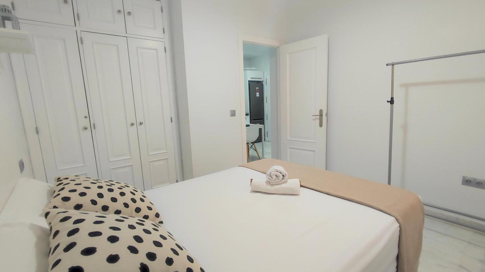Casa Real, Oasis Sin Ruido En Triana